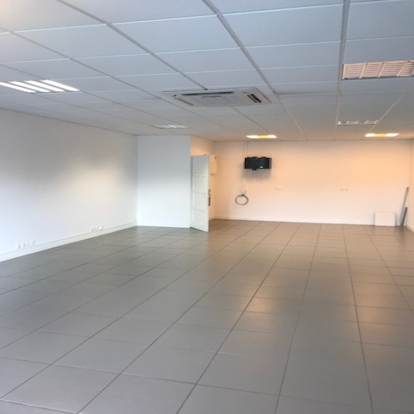Location Immobilier Professionnel Bureaux Baie-Mahault 97122
